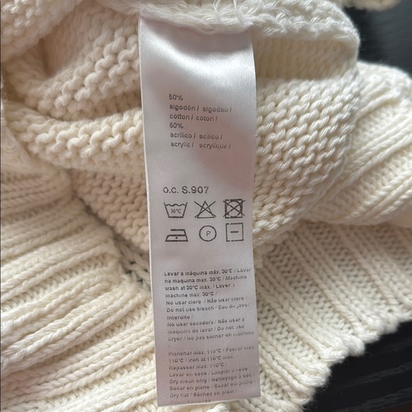 Paz torras V-Neck Textured Sweater92 - Picture 7 of 7